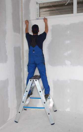 Drabina dwustronna z drewnianą nakładką 2x4 Stabilo 123862 KRAUSE Zastosowanie w praktyce