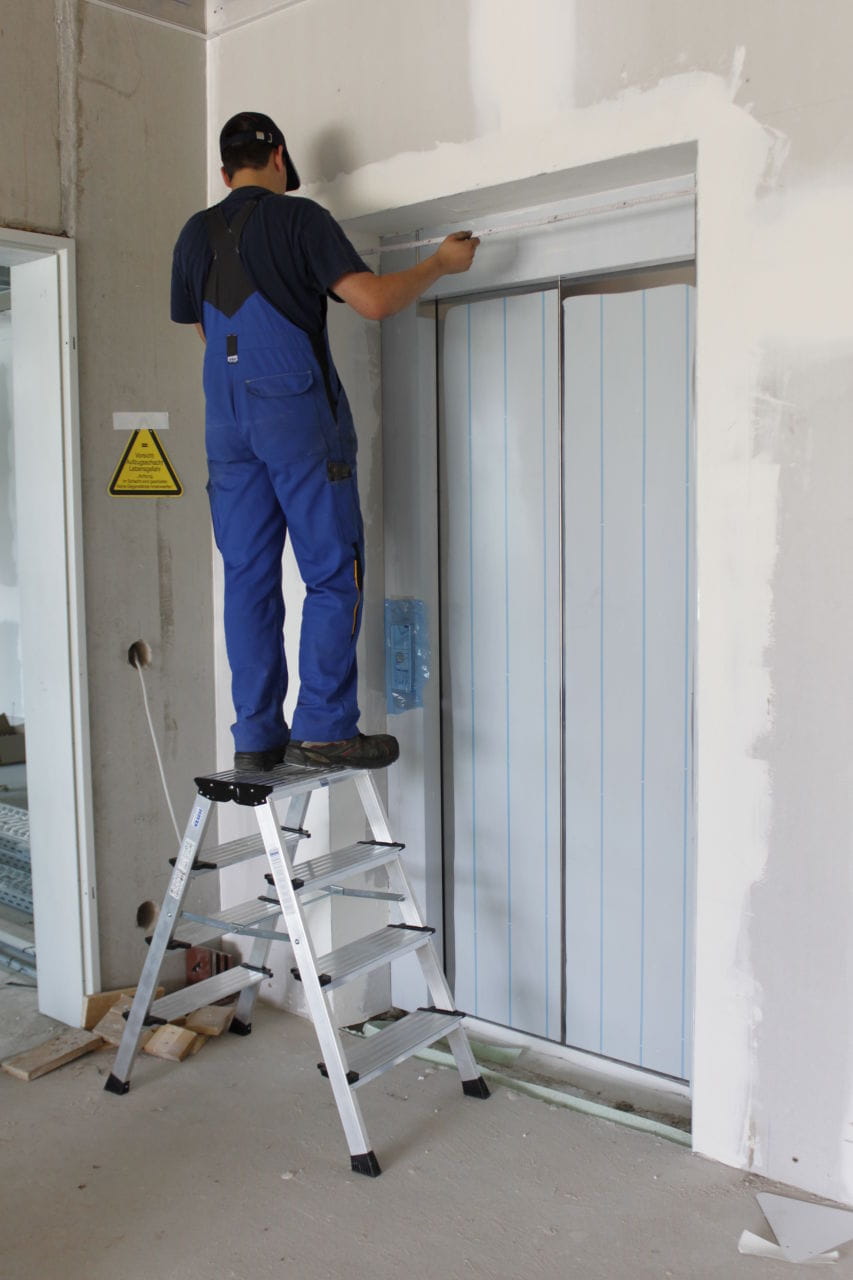 Schodki dwustronne składane 2x4 2,85m Krause Treppo Monto 126047 Montaż i organizacja pracy